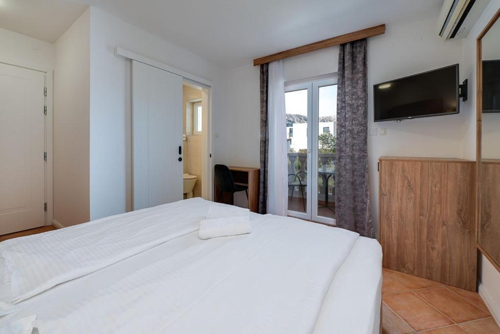 Bed&Breakfast Došen II Baška Exterior foto